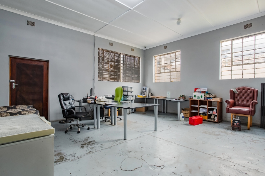 Commercial Property for Sale in Paarl North Western Cape